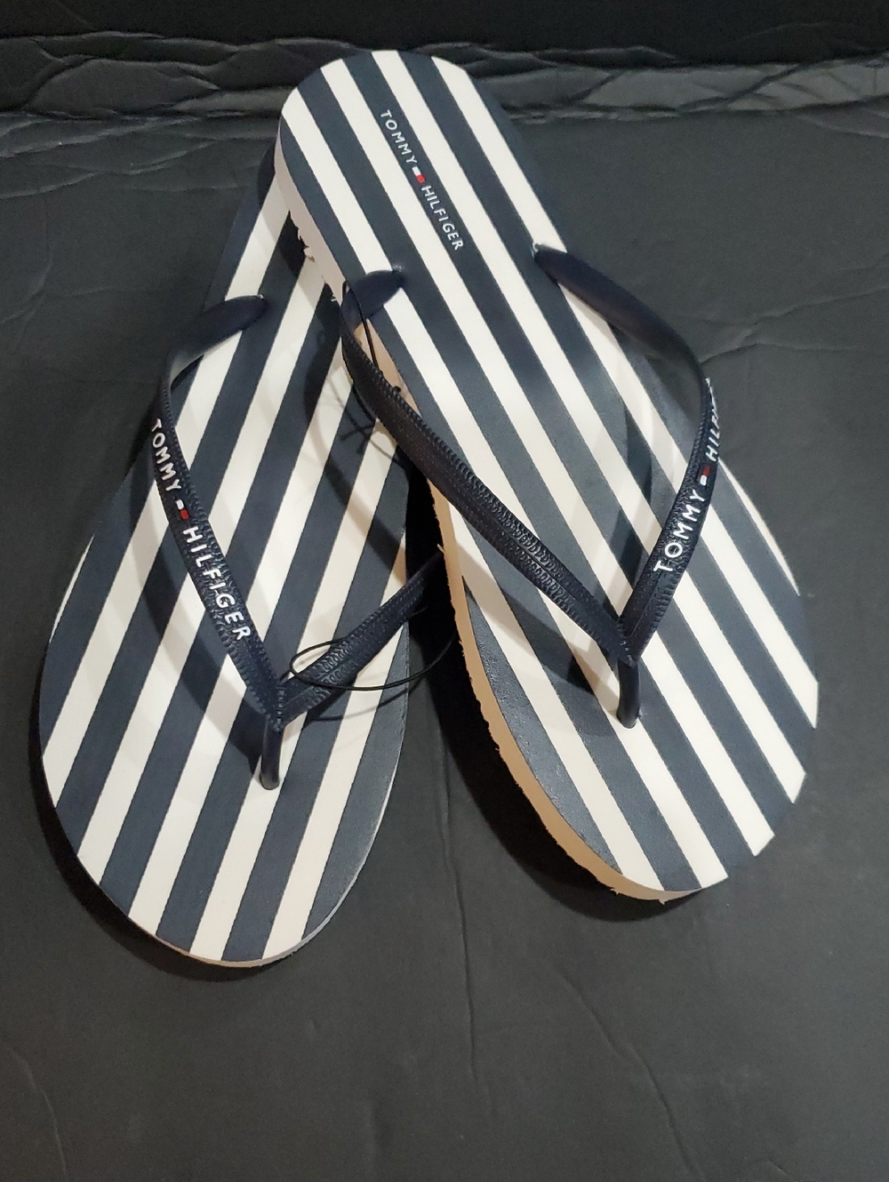 Tommy Hilfiger navy blue white nautical stripe thong flip flops slippers size 11